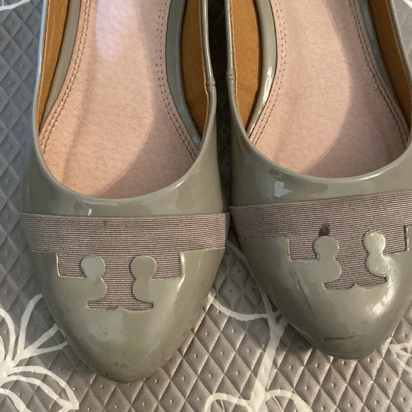 Tory Burch, grey, pump, comfy and in good condition - Picture 2 of 4